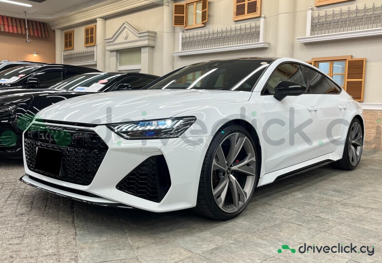 Audi RS7 White