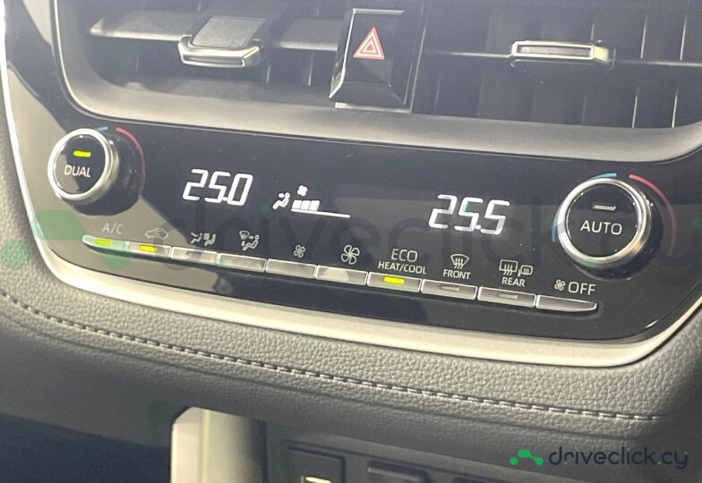 Toyota Corolla Cross Grey