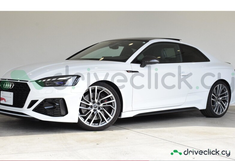 Audi RS5 White