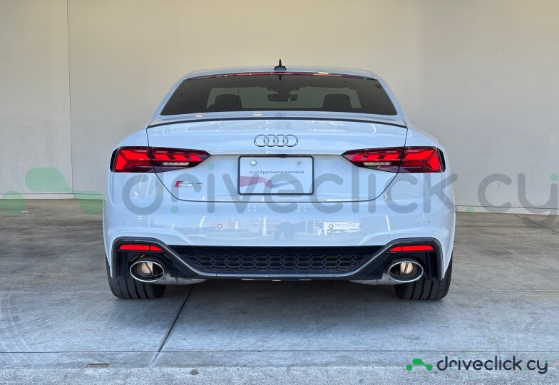Audi RS5 White