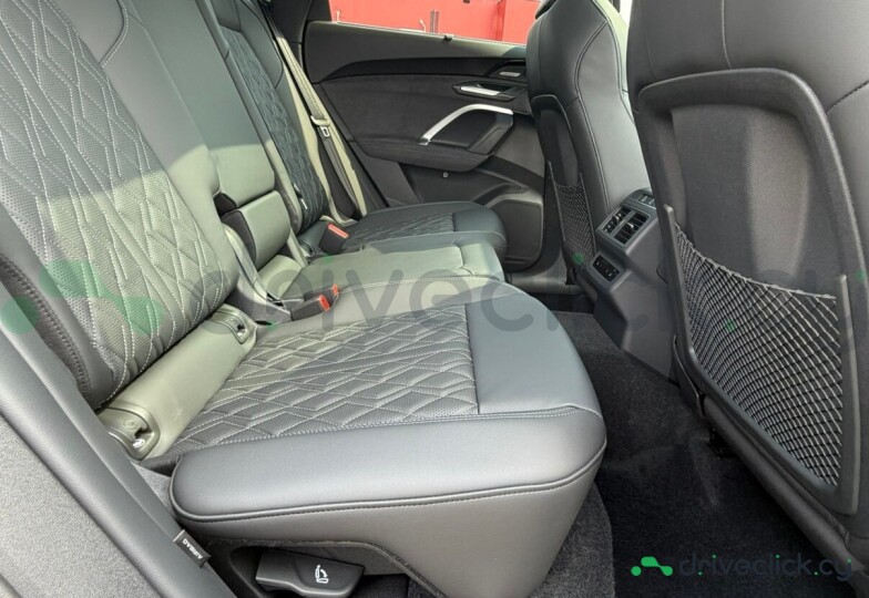 Audi SQ5 White