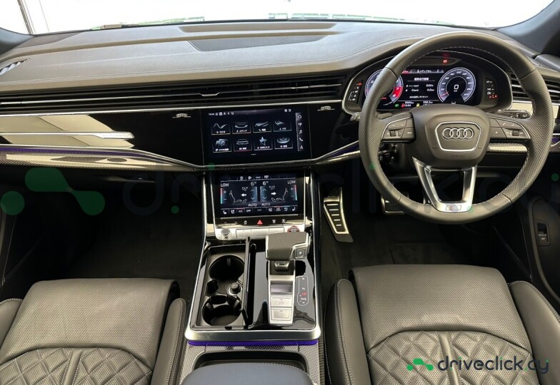 Audi SQ8 Grey