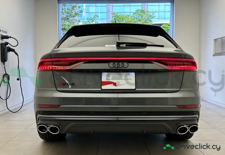 Audi SQ8 Grey