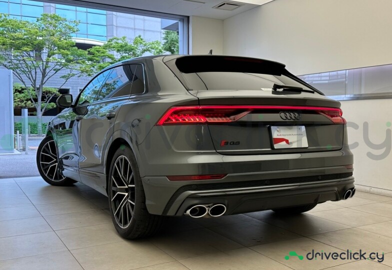 Audi SQ8 Grey