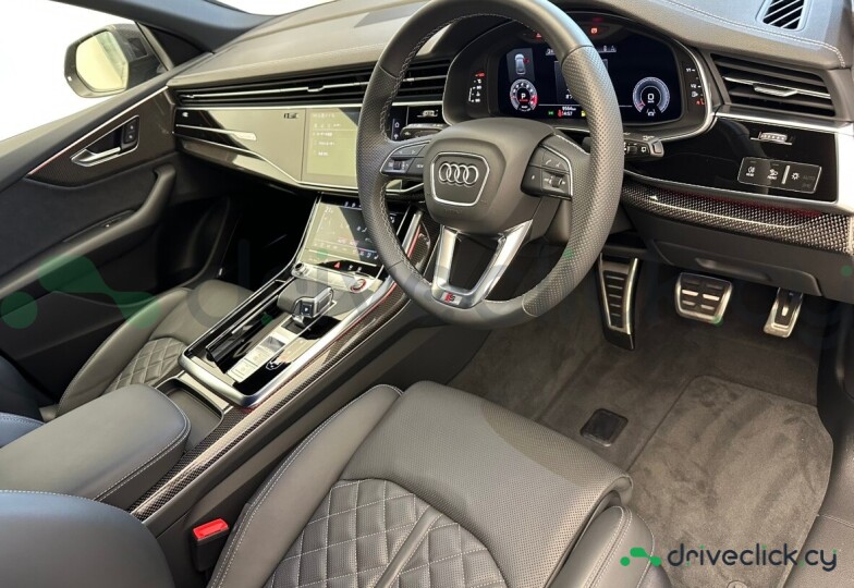 Audi SQ8 Grey