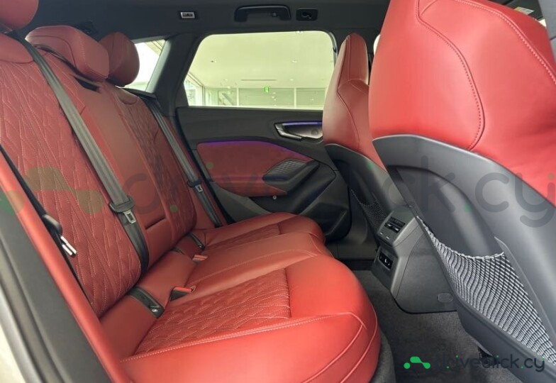 Audi S5 Белый
