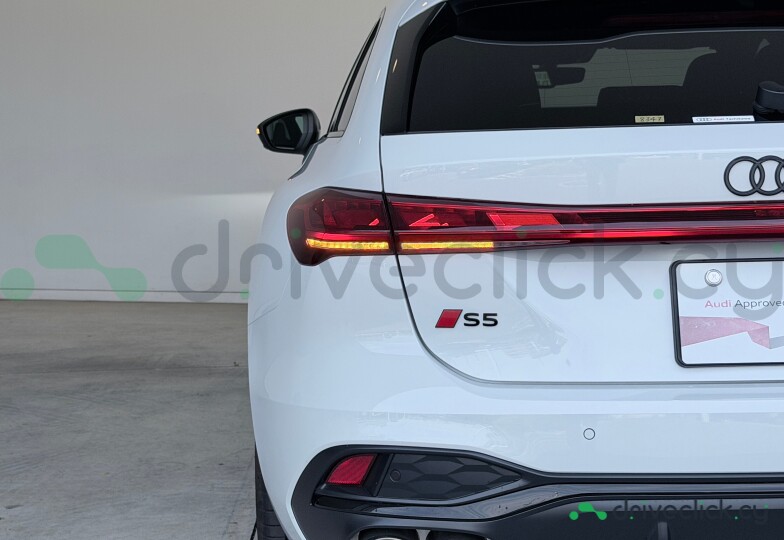 Audi S5 Белый