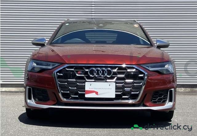 Audi S6 Red