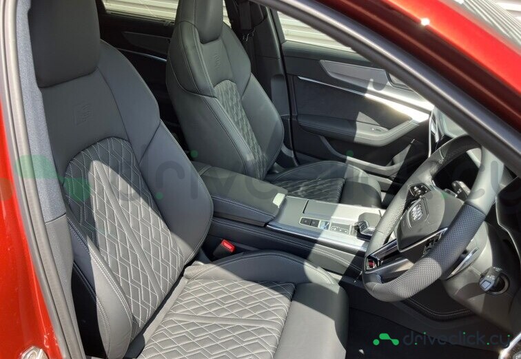 Audi S6 Red