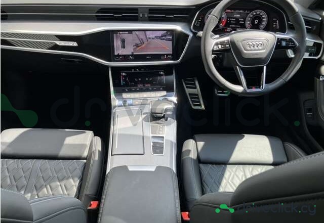 Audi S6 Red