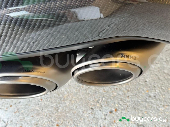 Lamborghini Urus Желтый