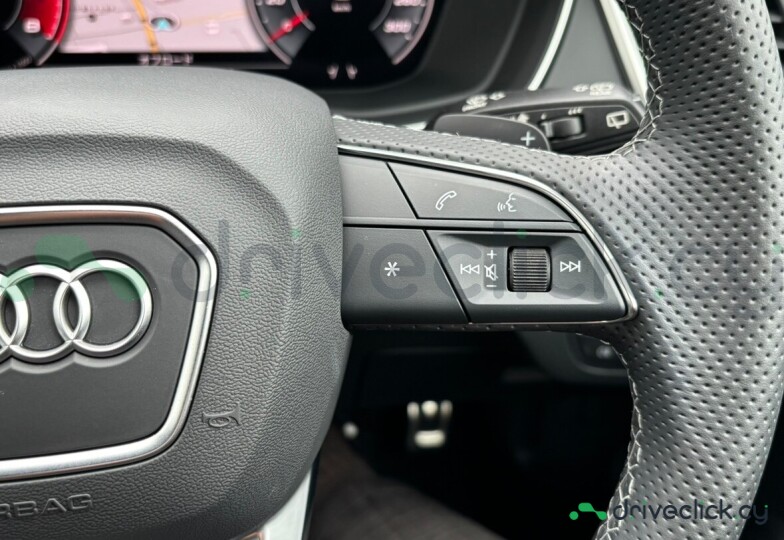 Audi SQ5 Sportback Black