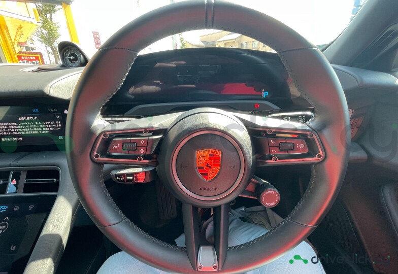 Porsche Taycan White