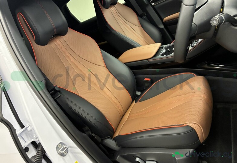 BYD Sea Lion White