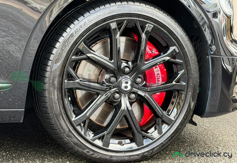 Bentley Flying Spur Black