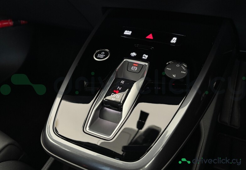Audi Q4 e-tron Blue