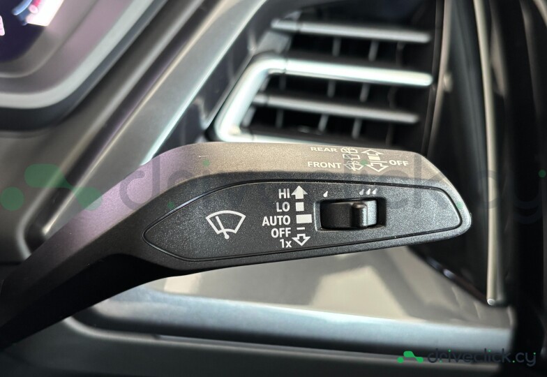 Audi Q4 e-tron Blue