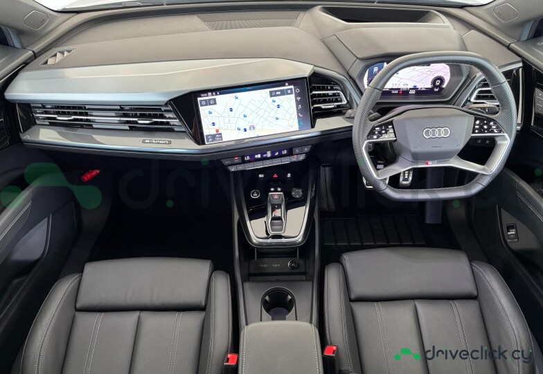 Audi Q4 e-tron Blue