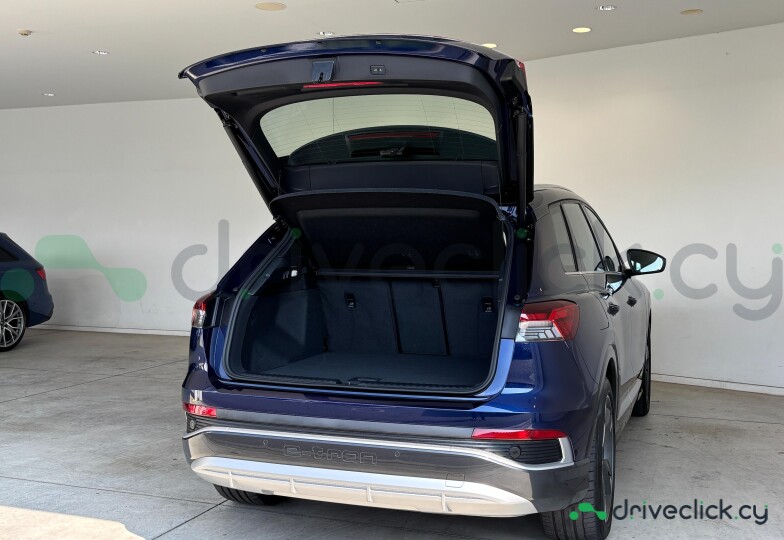 Audi Q4 e-tron Blue