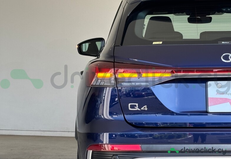 Audi Q4 e-tron Blue