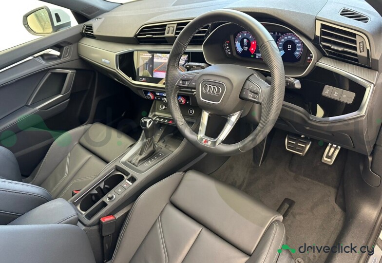 Audi Q3 Белый
