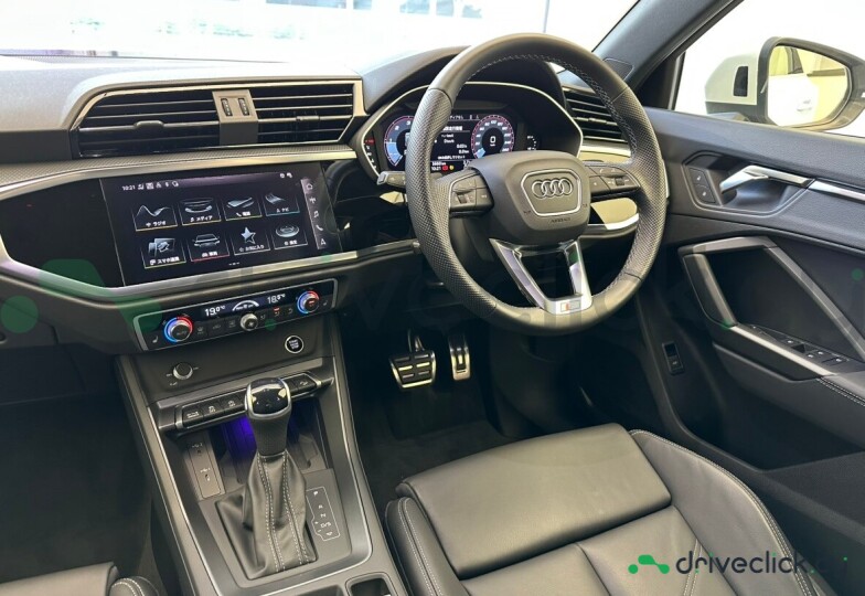 Audi Q3 Белый