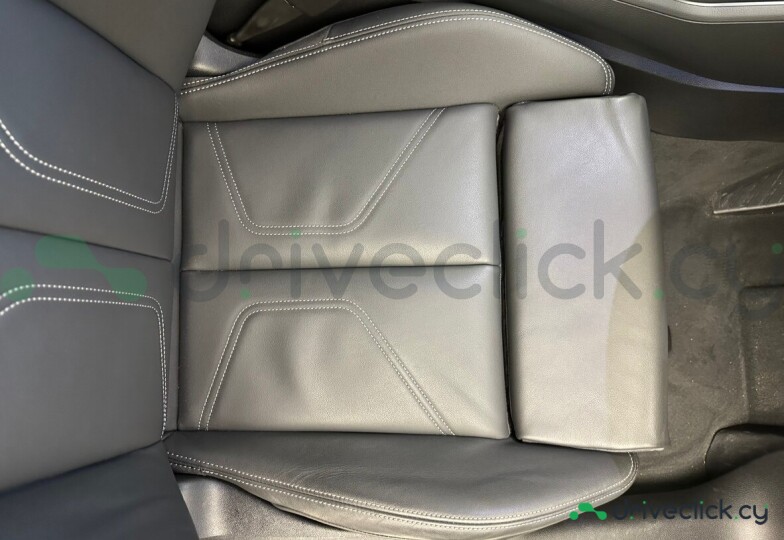 Audi Q3 Серый
