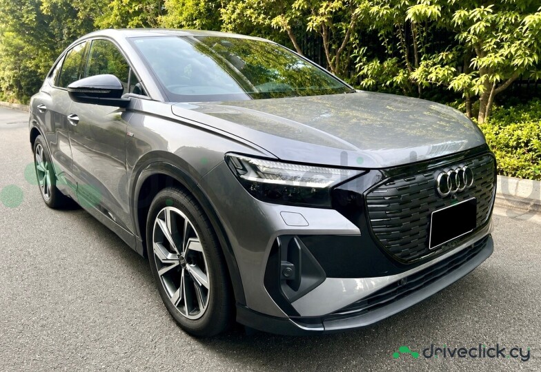 Audi Q4 Sportback e-tron Серый