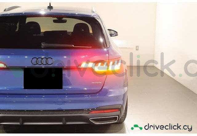Audi A4 Синий