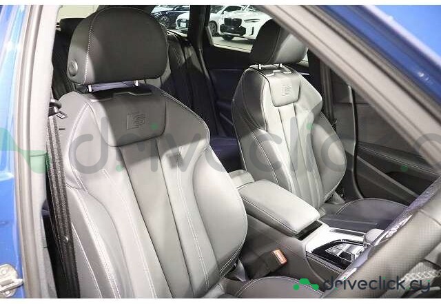 Audi A4 Синий