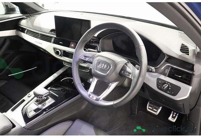 Audi A4 Синий