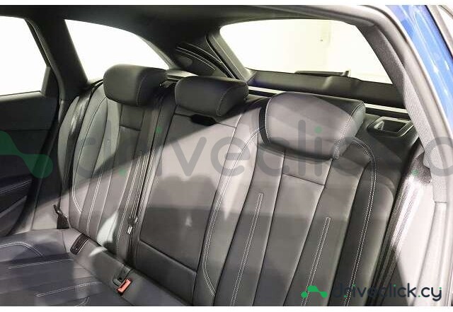 Audi A4 Синий