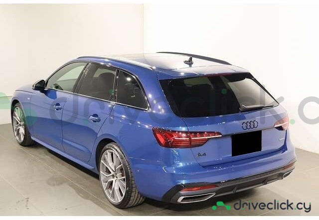 Audi A4 Синий