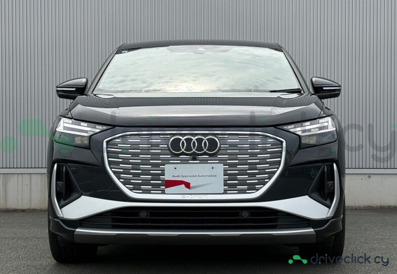 Audi Q4 Sportback e-tron Черный