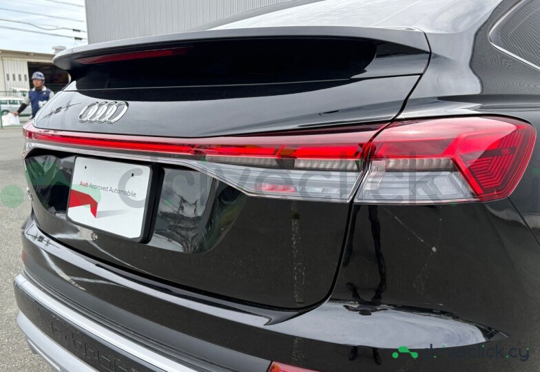 Audi Q4 Sportback e-tron Черный