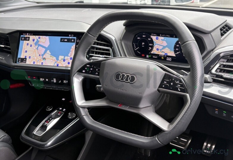 Audi Q4 Sportback e-tron Черный