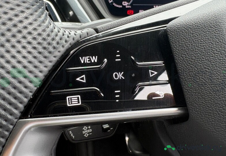 Audi Q4 Sportback e-tron Черный