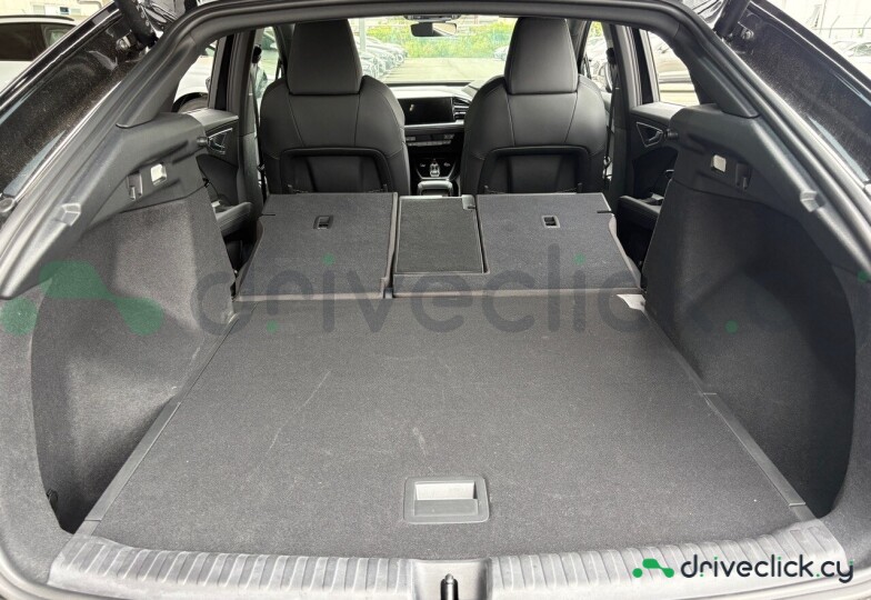 Audi Q4 Sportback e-tron Черный