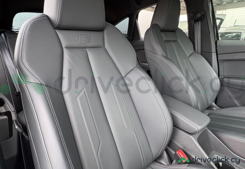 Audi Q4 Sportback e-tron Черный