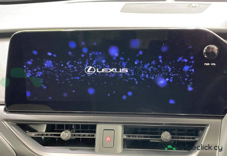 Lexus UX Black