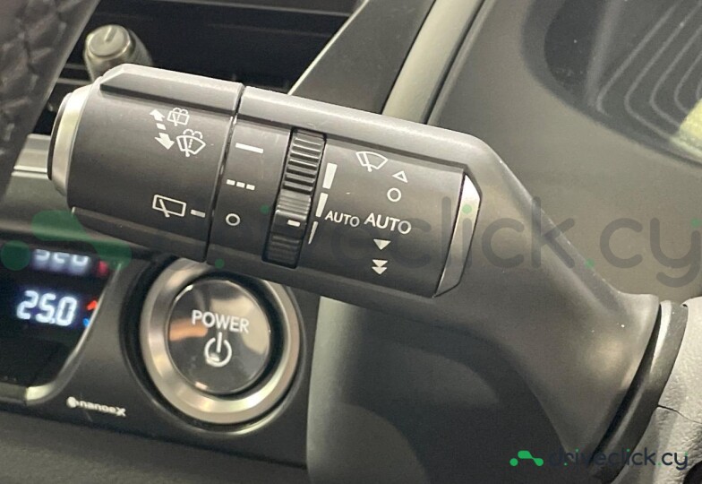 Lexus UX Black