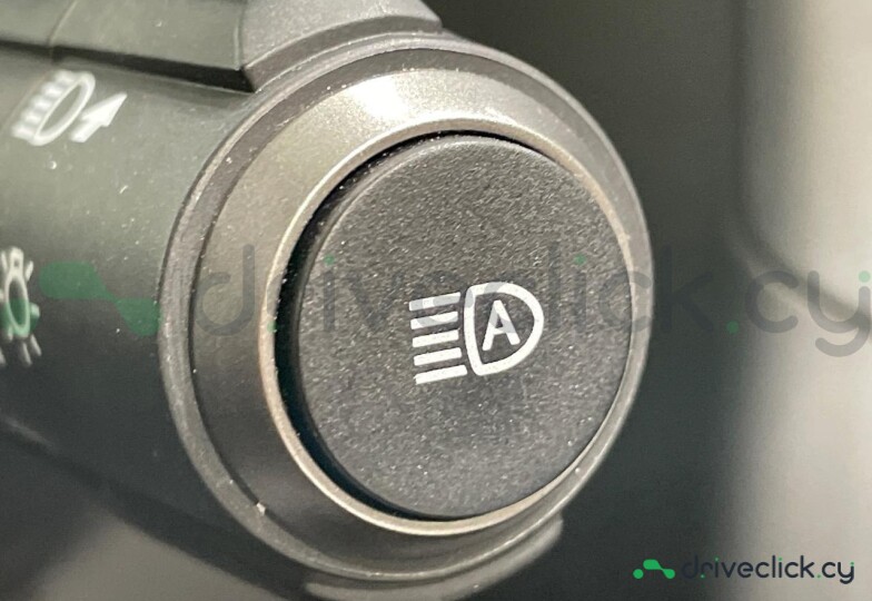 Lexus UX Black