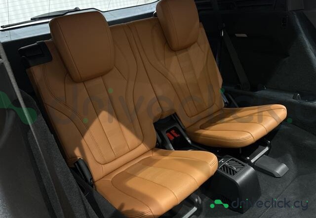 BMW X5 Белый