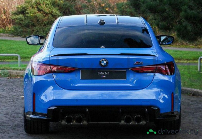 BMW M4 Blue