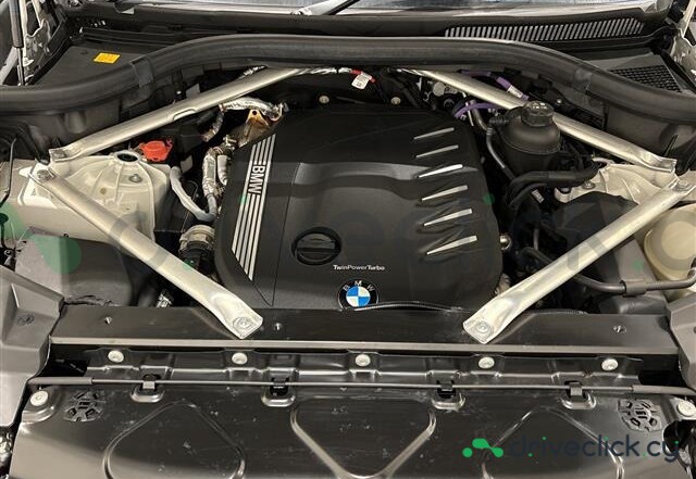 BMW X5 Белый