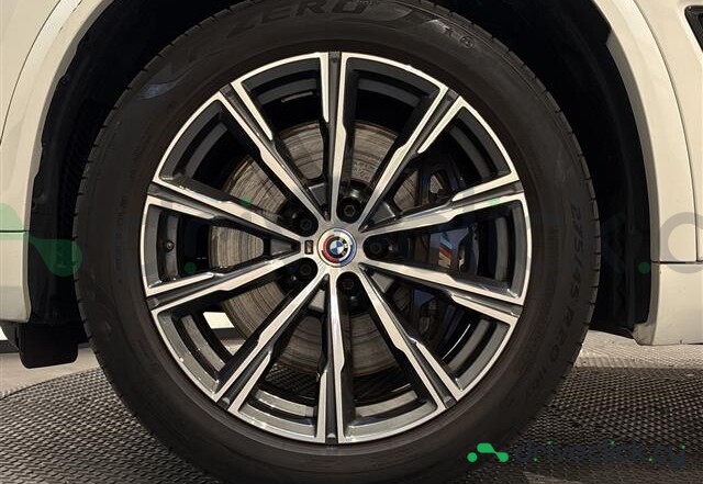 BMW X5 Белый