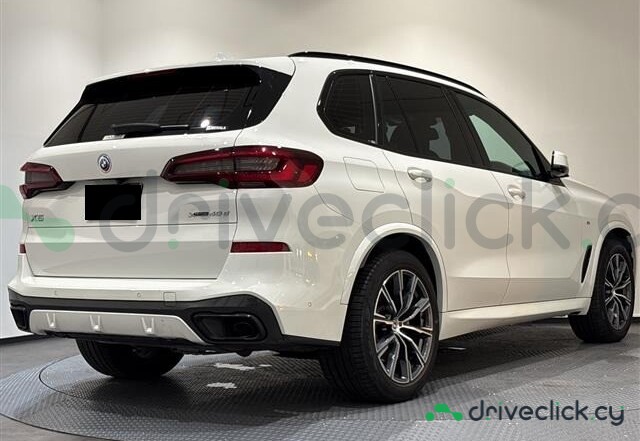 BMW X5 Белый