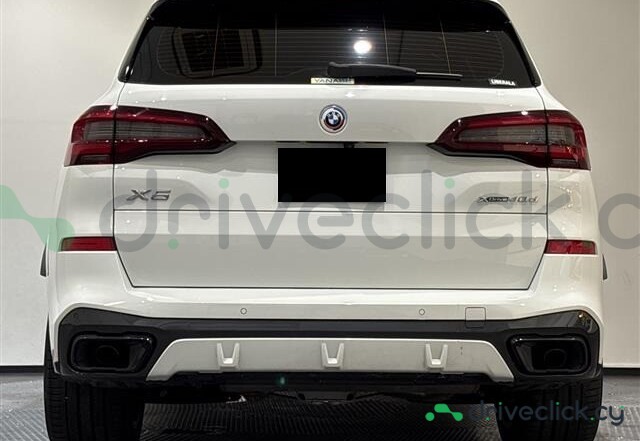 BMW X5 Белый