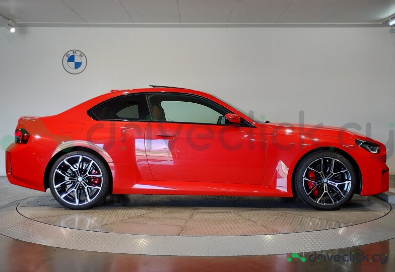 BMW M2 Красный