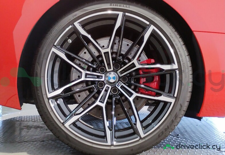 BMW M2 Красный